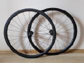 Nauji 28" carbon ratai