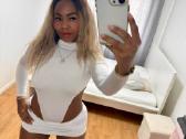 Latina with a cinnamon complexion - nuotraukos Nr. 7