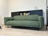 Žalia sofa
