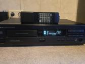 CD grotuvas Onkyo dx-710