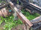 T150 su maz v8 varikliu dalimis. - nuotraukos Nr. 7