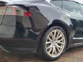 Tesla model S ,R19 ratllankiai su padangom - nuotraukos Nr. 11