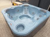 Lauko sūkurinė vonia jacuzzi neveikianti