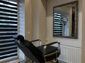 Salonas L'amur Vilniaus centre ieško papildymo
