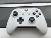 Xbox One Belaidis pultelis
