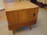 Mid Century spintelė