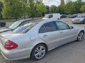Mercedes benz w211 e320