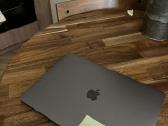 MacBook pro M2 13' 2022