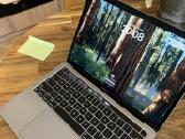 MacBook pro M2 13' 2022 - nuotraukos Nr. 2