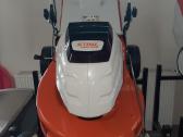 Parduodama Akumuliatorinė Vejapjovė Stihl Rma248