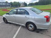 Tyoyota avensis