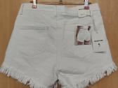 2xl balti džinsiniai šortai moterims - nuotraukos Nr. 4