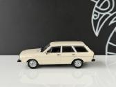 Volkswagen Passat Variant 1:43 - nuotraukos Nr. 2