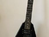 Rocktile Flying V elektrinė gitara –veikianti.