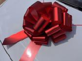 Didelis kaspinas automobiliui ar didelei dovanai