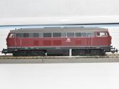 Piko dyzelinis lokomotyvas Br 218