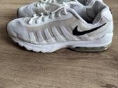 Nike Invigor ( 45 )
