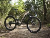 Naujas Giant elektrinis MTB L dydis 2700 €