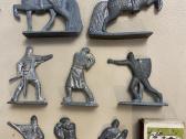 Kareiveliai tarybiniai metaliniai reti po 1€