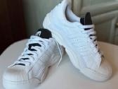 Adidas kedai - nuotraukos Nr. 2