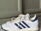 Adidas kedai - nuotraukos Nr. 2