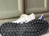Adidas kedai - nuotraukos Nr. 3