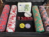Stalo žaidimas Pokeris.
