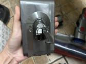 Dyson V8 (Sv10) originalūs priedai ir baterija - nuotraukos Nr. 3