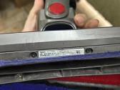 Dyson V8 (Sv10) originalūs priedai ir baterija - nuotraukos Nr. 7
