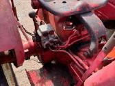 Traktoriukas Farmall D324 - nuotraukos Nr. 4