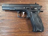 Savigynos pistoletas Cz75