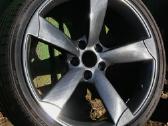 Audi rotors ratlankiai su padangom.
