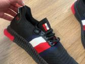 Parduodu naujus Tommy Hilfiger batus - nuotraukos Nr. 3