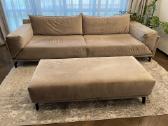Parduodama veliūrinė sofa su pufu. - nuotraukos Nr. 3