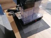 Parduodu pusiau automatini kavos aparatą breville