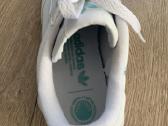 Moteriški Adidas bateliai - nuotraukos Nr. 6
