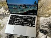 Parduodamas MacBook Air M4 512gb