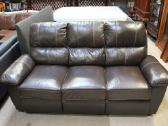 Natūralios odos sofa su miegojimo funkcija