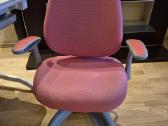Ergonomiškas stalas vaikui su kėdė rinkinyje - nuotraukos Nr. 8