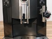 Jura Impressa C9 su priedais