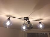 Modernus naujas šviestuvas su LED lemputėmis