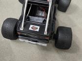 Traxxas e-maxx 1/8 RC modelis - nuotraukos Nr. 4