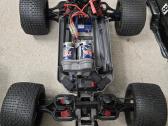 Traxxas e-maxx 1/8 RC modelis - nuotraukos Nr. 5