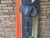 Nauja F-one Trax Hard kite lenta su padukais