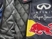 Red Bull striukė - nuotraukos Nr. 2