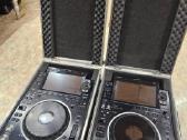Pioneer Cdj-3000 2vnt su transportavimo dėžėmis