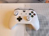 Xbox one S 1tb 2 pulteliai ir 8 zaidimai - nuotraukos Nr. 5