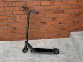 Versatyl Cosmopolitan V2 Pro Scooter (Neochrome)