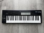 Novation Launchkey 49 midi klaviatūra