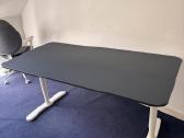 Ikea biuro stalas (mėlynas)